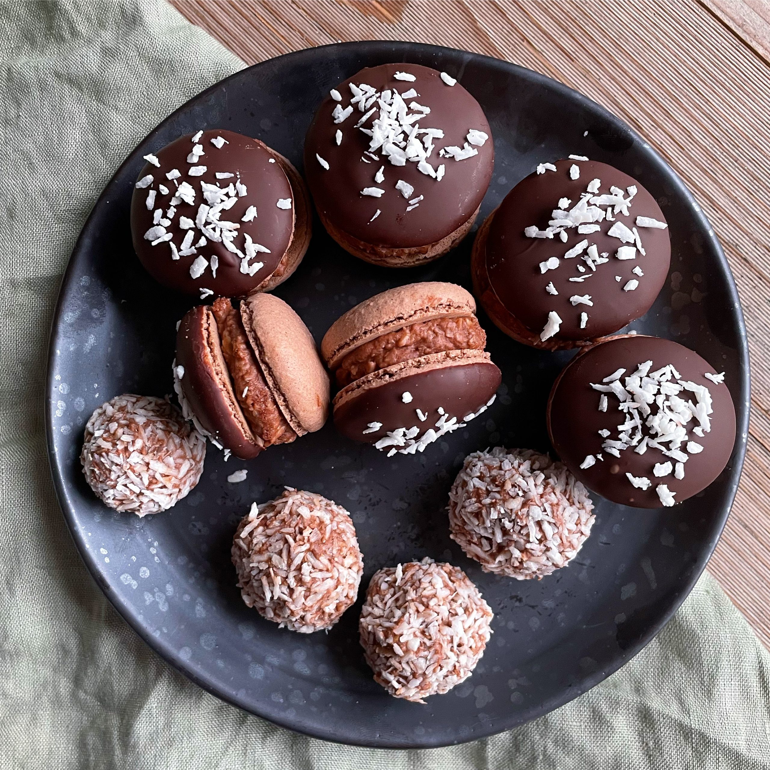 Chokladbollsmacarons