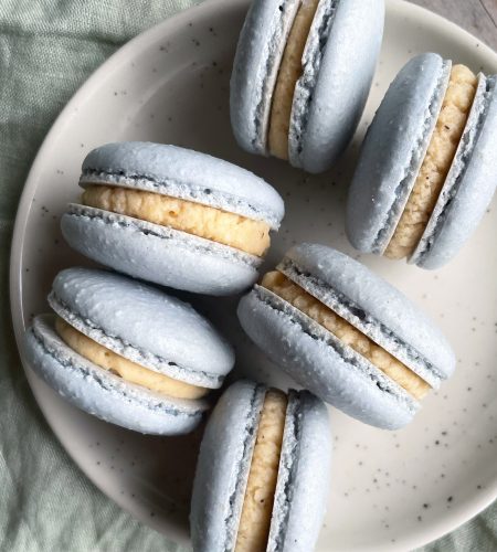 Salted caramel macarons